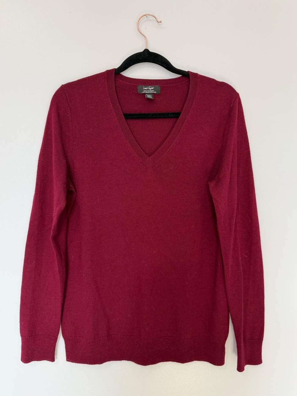 Lord & Taylor 100% Extra Fine Merino Wool V Neck Transition Pullover Sweater